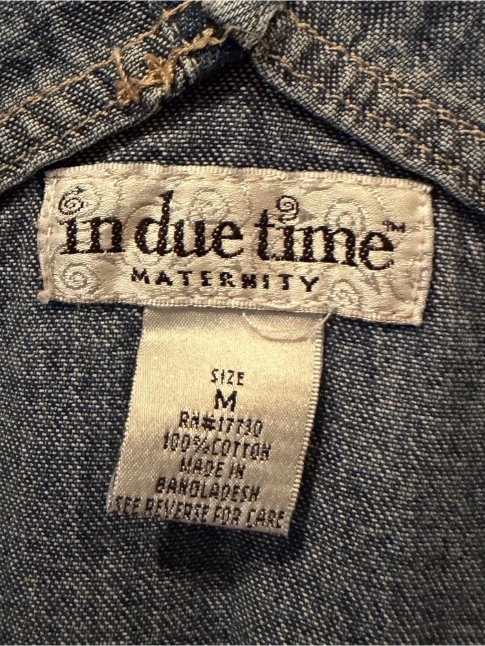 In Due Time Maternity Denim Short Overalls Size Medium Dark Blue - Picture 2 of 7
